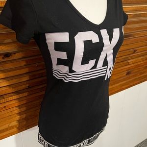 Ecko Red stretch tee with elastic waistband size S